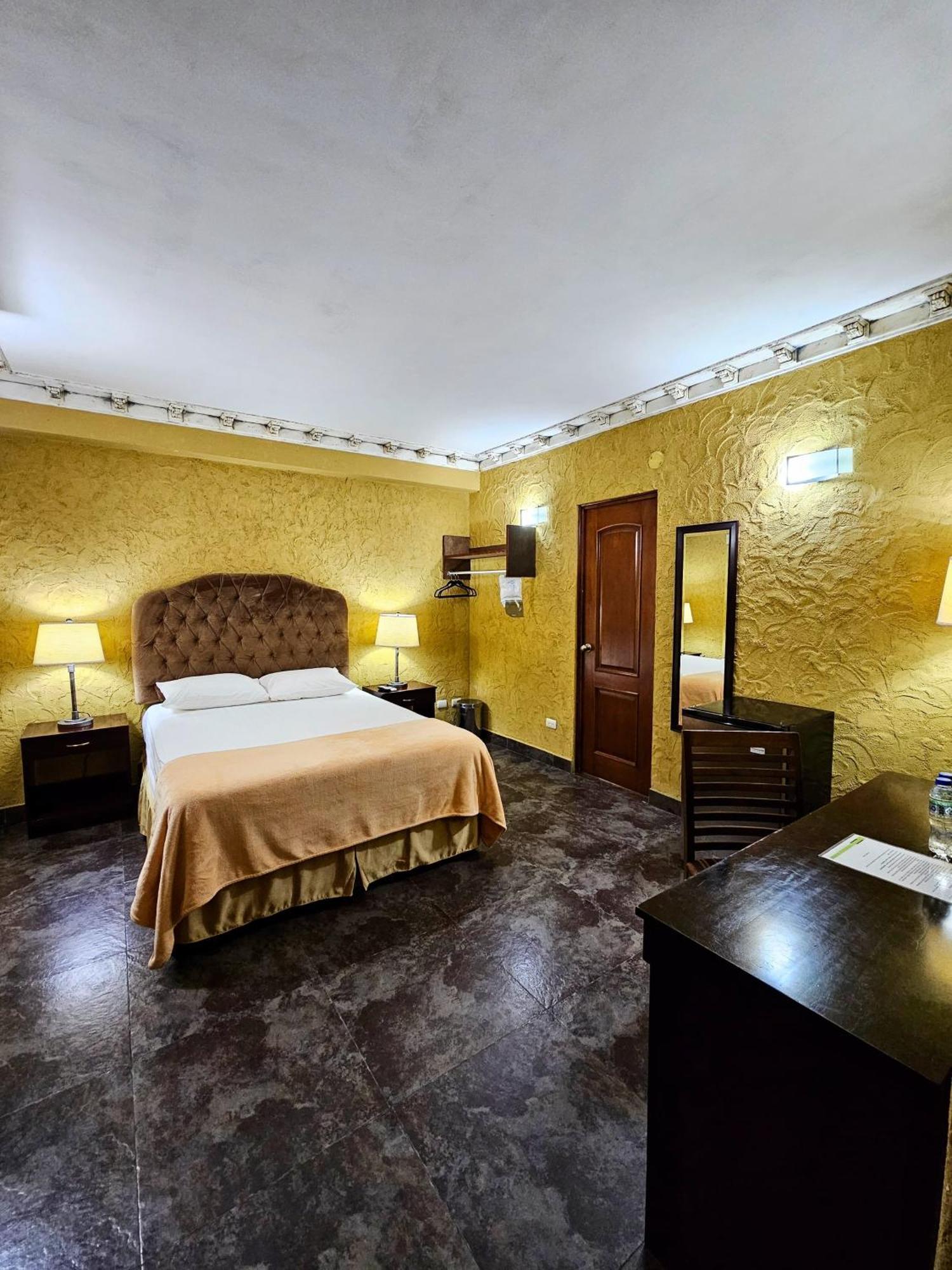 Antigua Inn Hotel Guatemala-Stadt Exterior foto